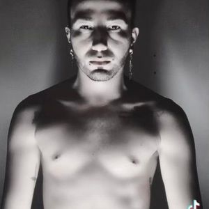 Meet your Posher, Oswaldo enrick